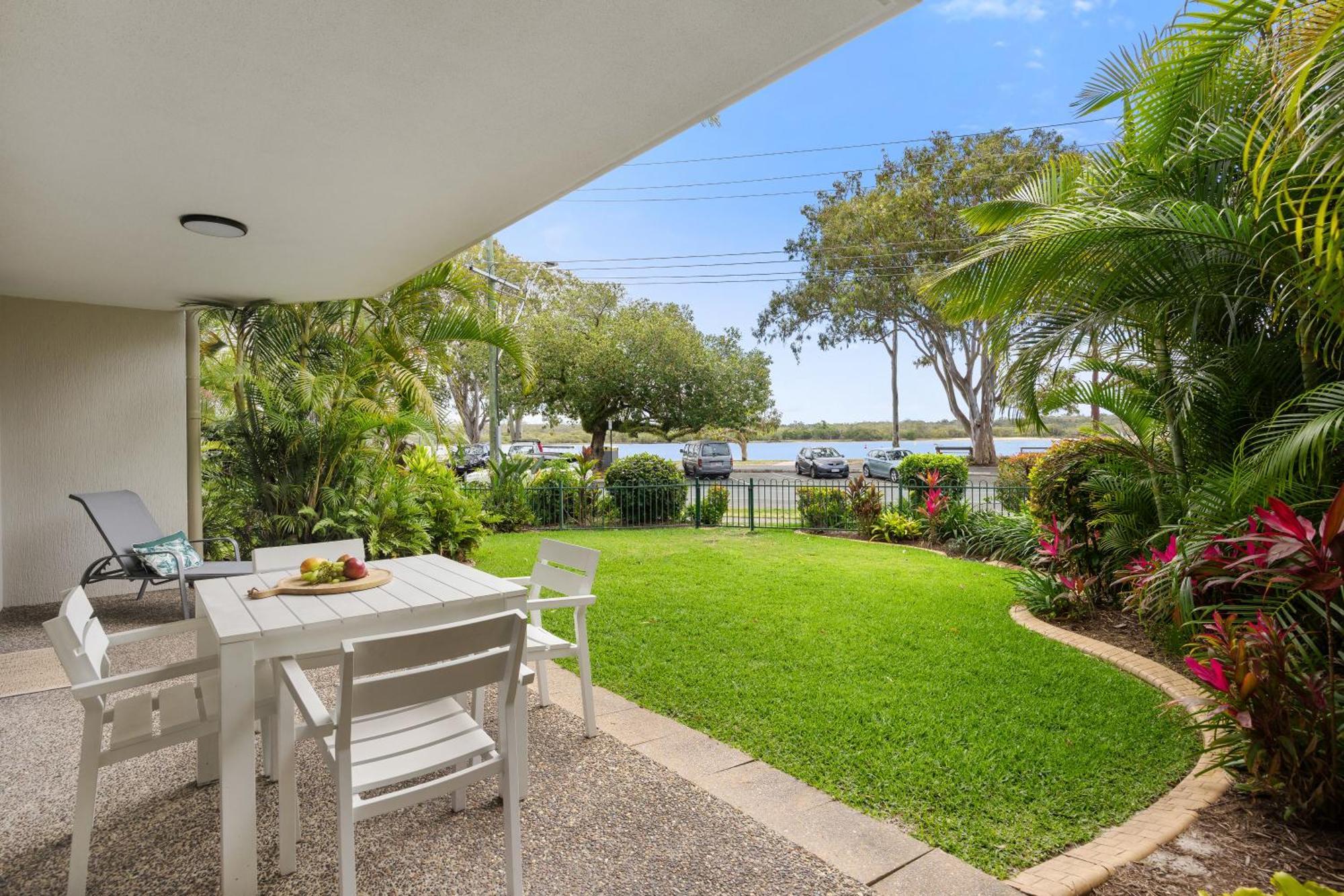 Noosa Outrigger Noosaville